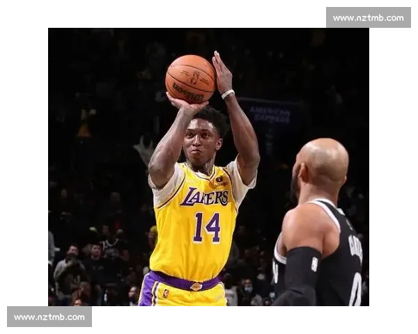 湖人官宣续约防守悍将！235 万美元锁定后场关键拼图